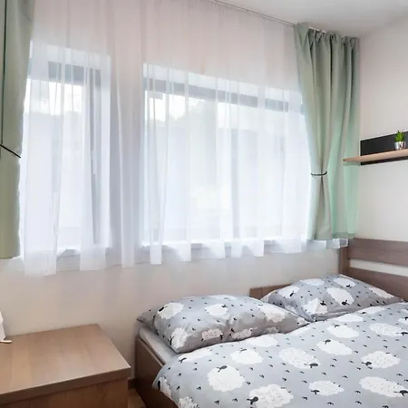 Malinka Apartment- Cozy Family Direct On Slope And Forest *